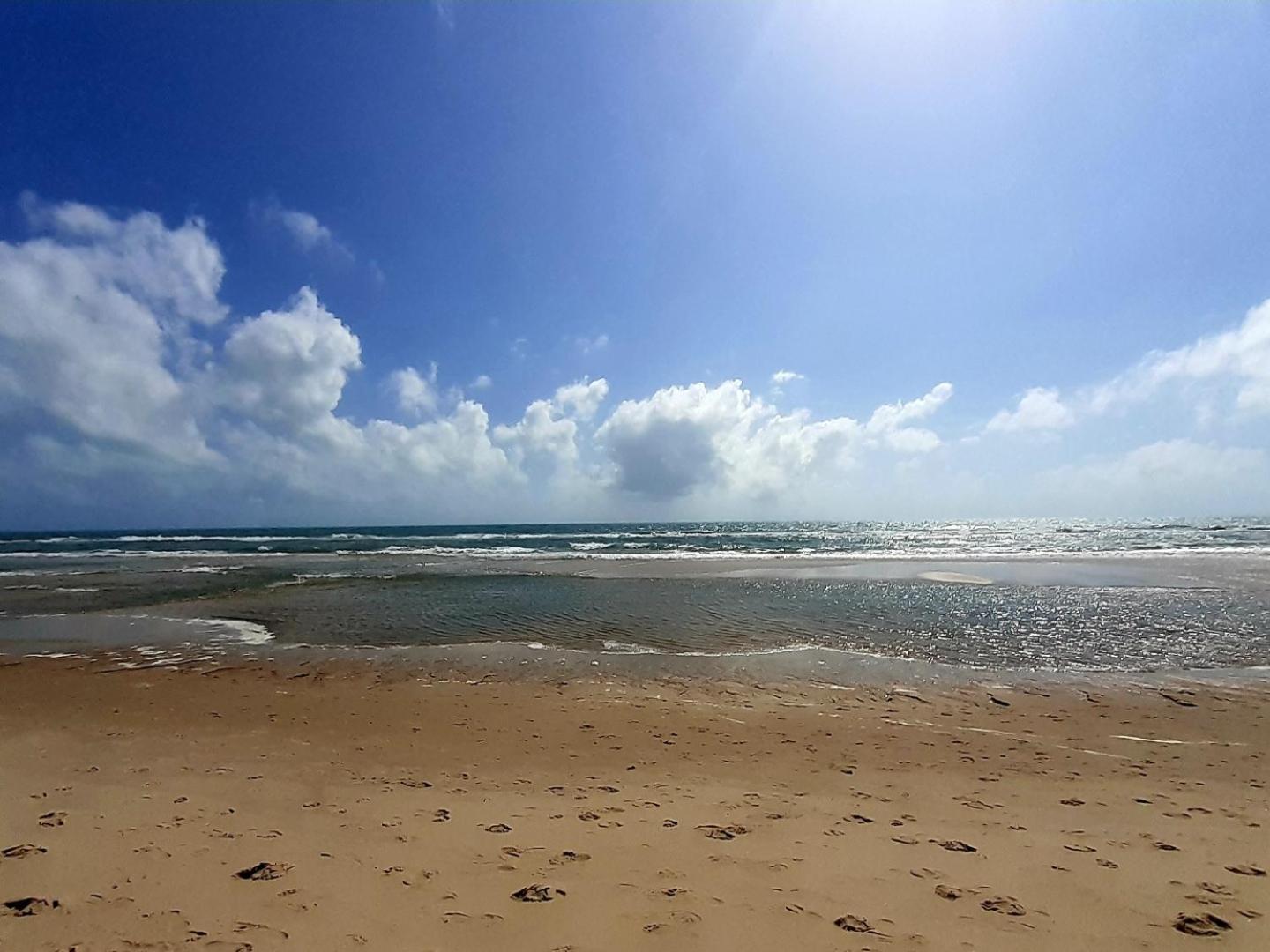 Beach Living - Porto Das Dunas - Ap Terreo 300M Beach Park Pe Na Areia Aquiraz Dış mekan fotoğraf